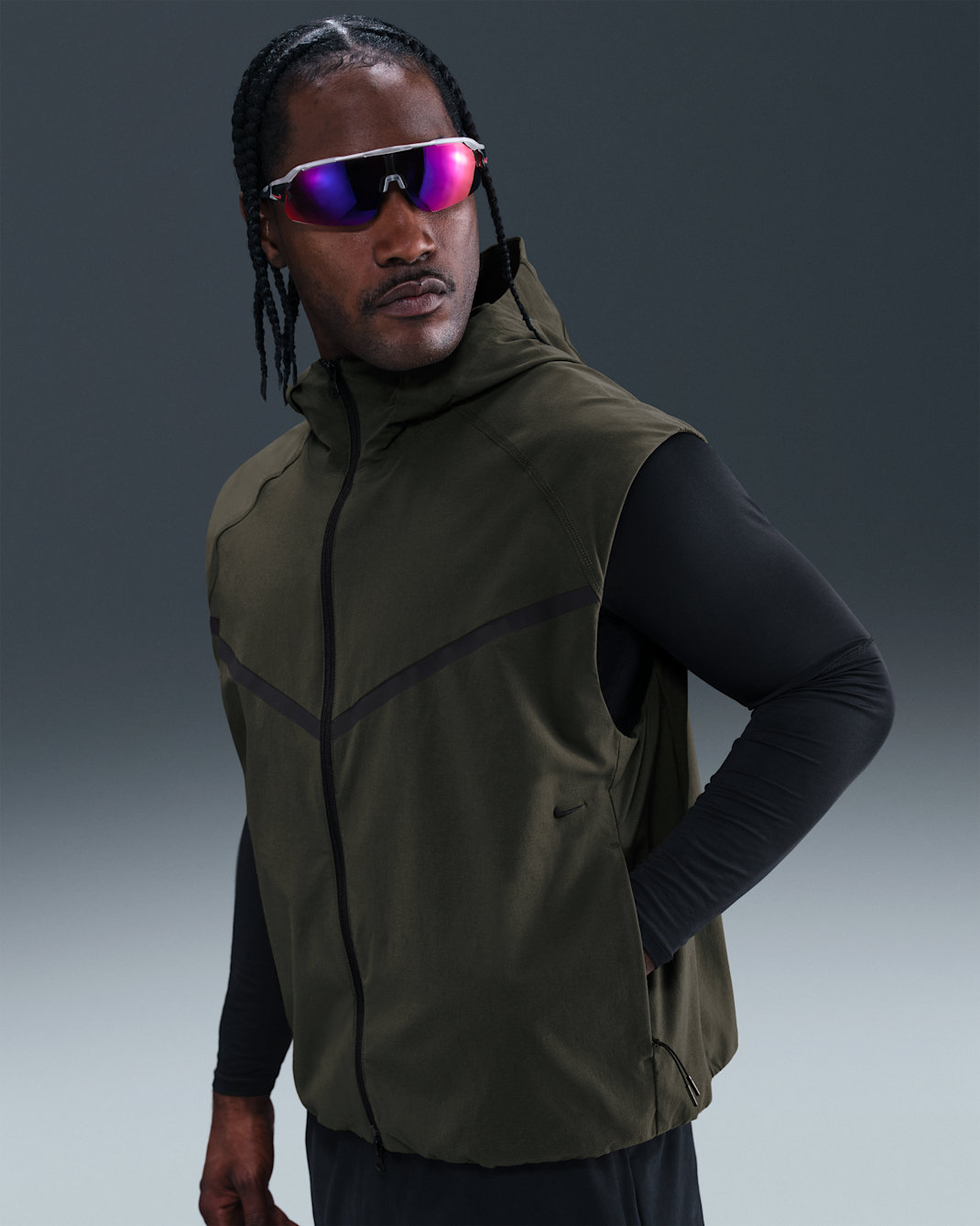 Nike Tech Men's Dri-FIT Woven Windrunner Gilet - Sequoia/Black