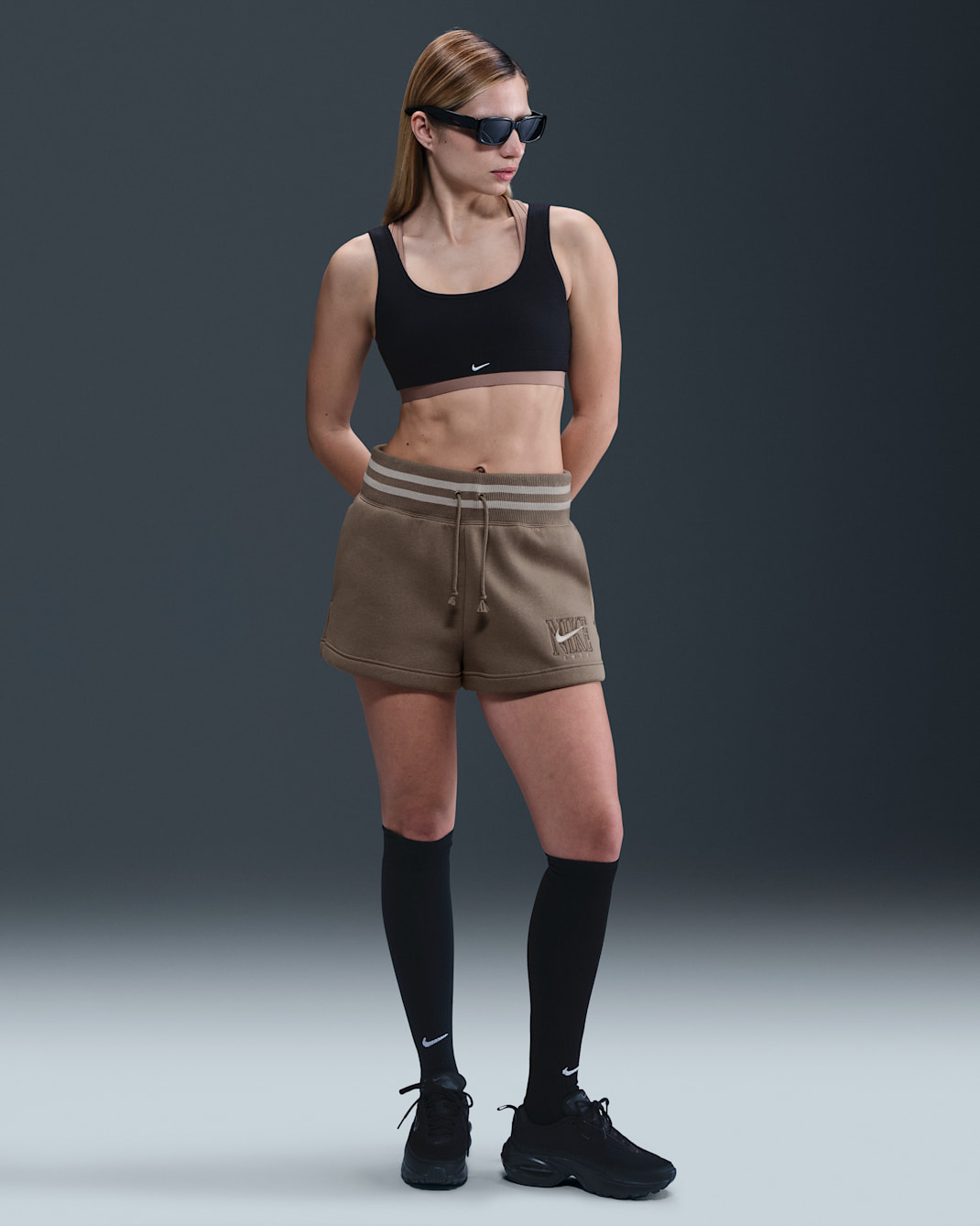 Nike Sportswear Phoenix Fleece Women's High-Waisted Loose Graphic Shorts - Mink Brown