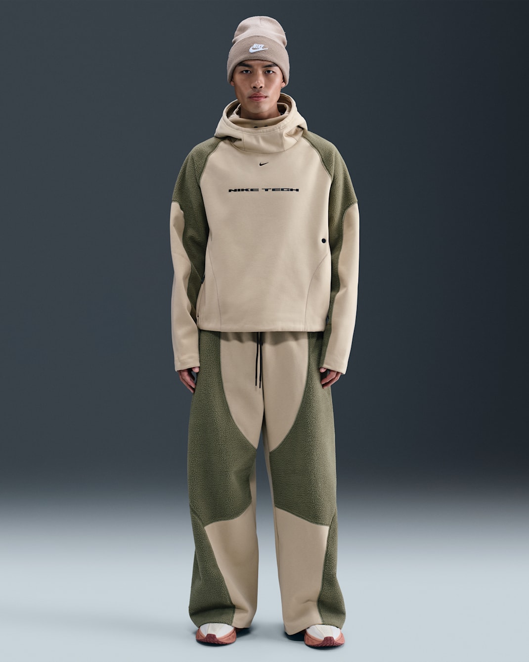 Nike Tech Boreas Men's Knit Open-Hem Pants - Desert Khaki/Medium Olive/Black