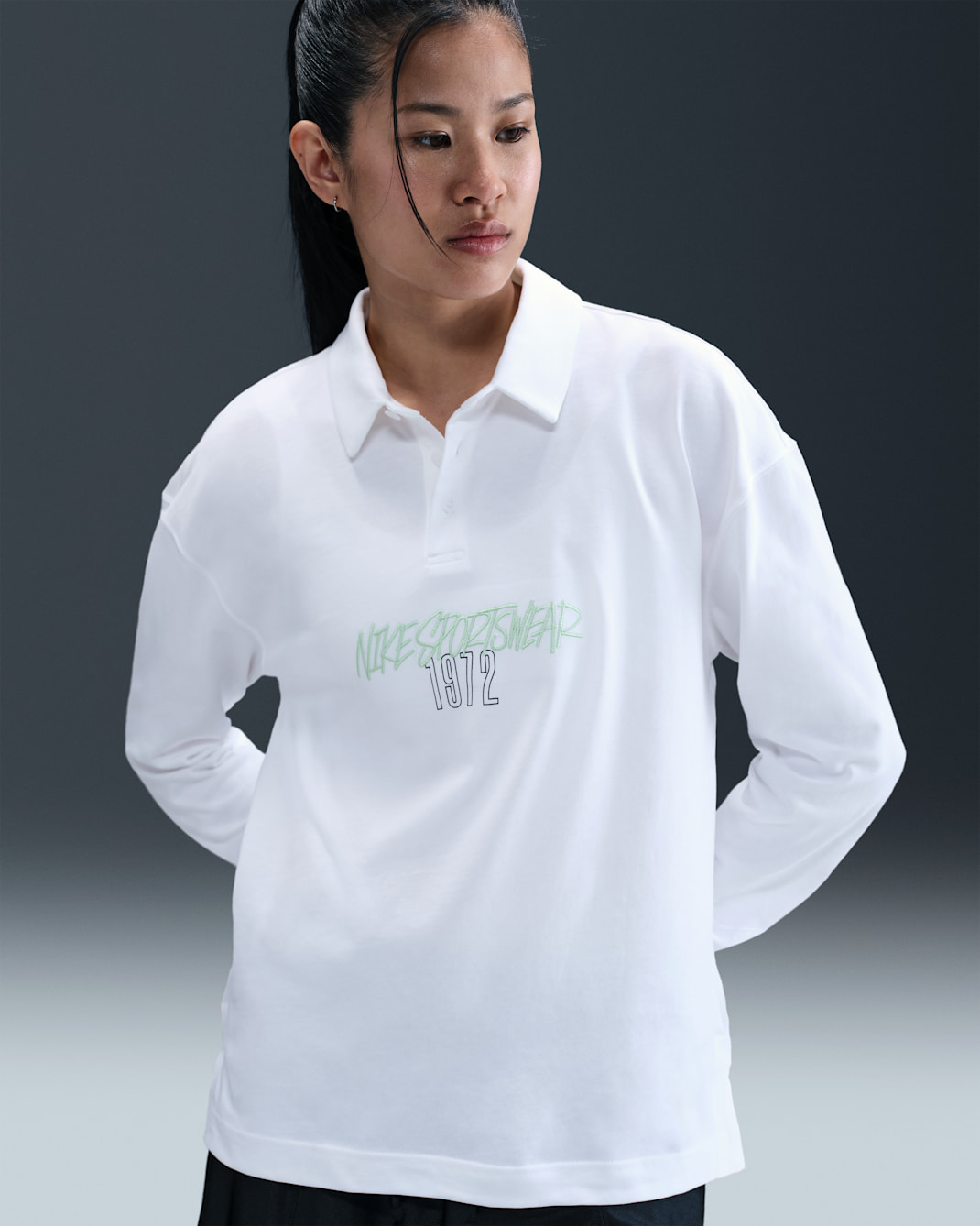 Nike Sportswear Essential 女款寬版長袖有領衫 - 白色/Cucumber Calm/白色