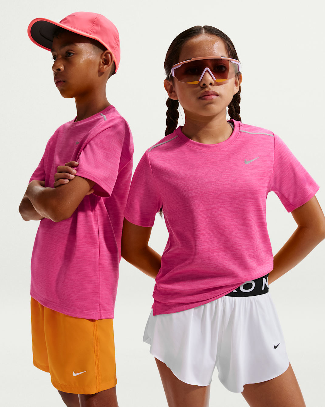 Nike Miler Older Kids' Dri-FIT Short-Sleeve Top - Rush Pink/Pinksicle/Heather