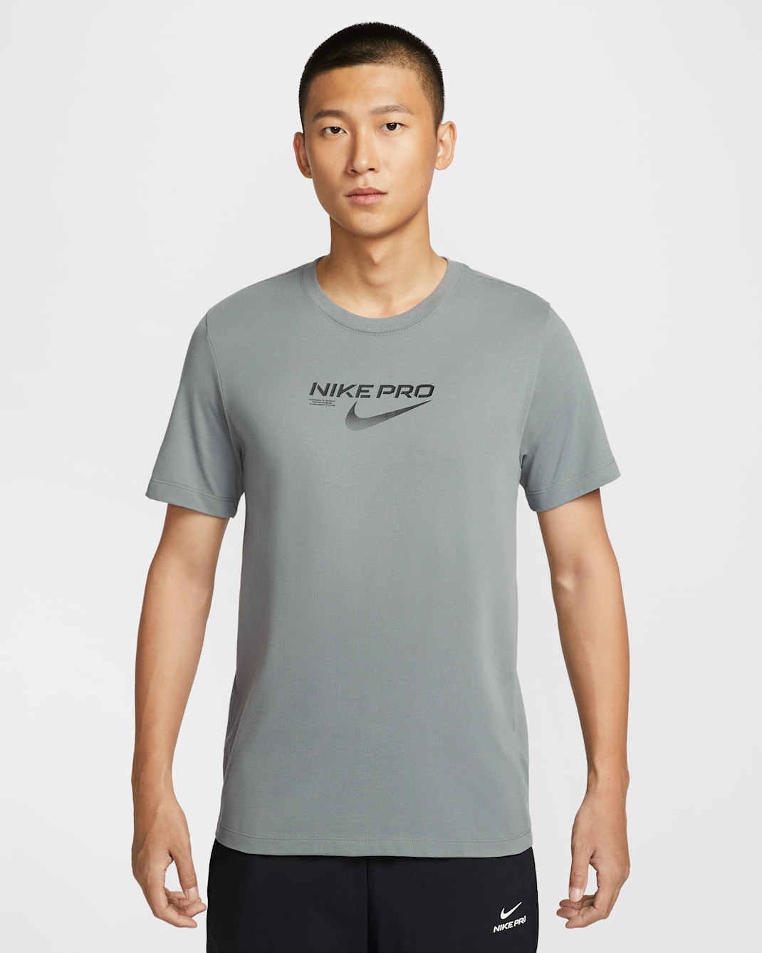 Nike Men's Dri-FIT Training T-Shirt - Smoke Grey