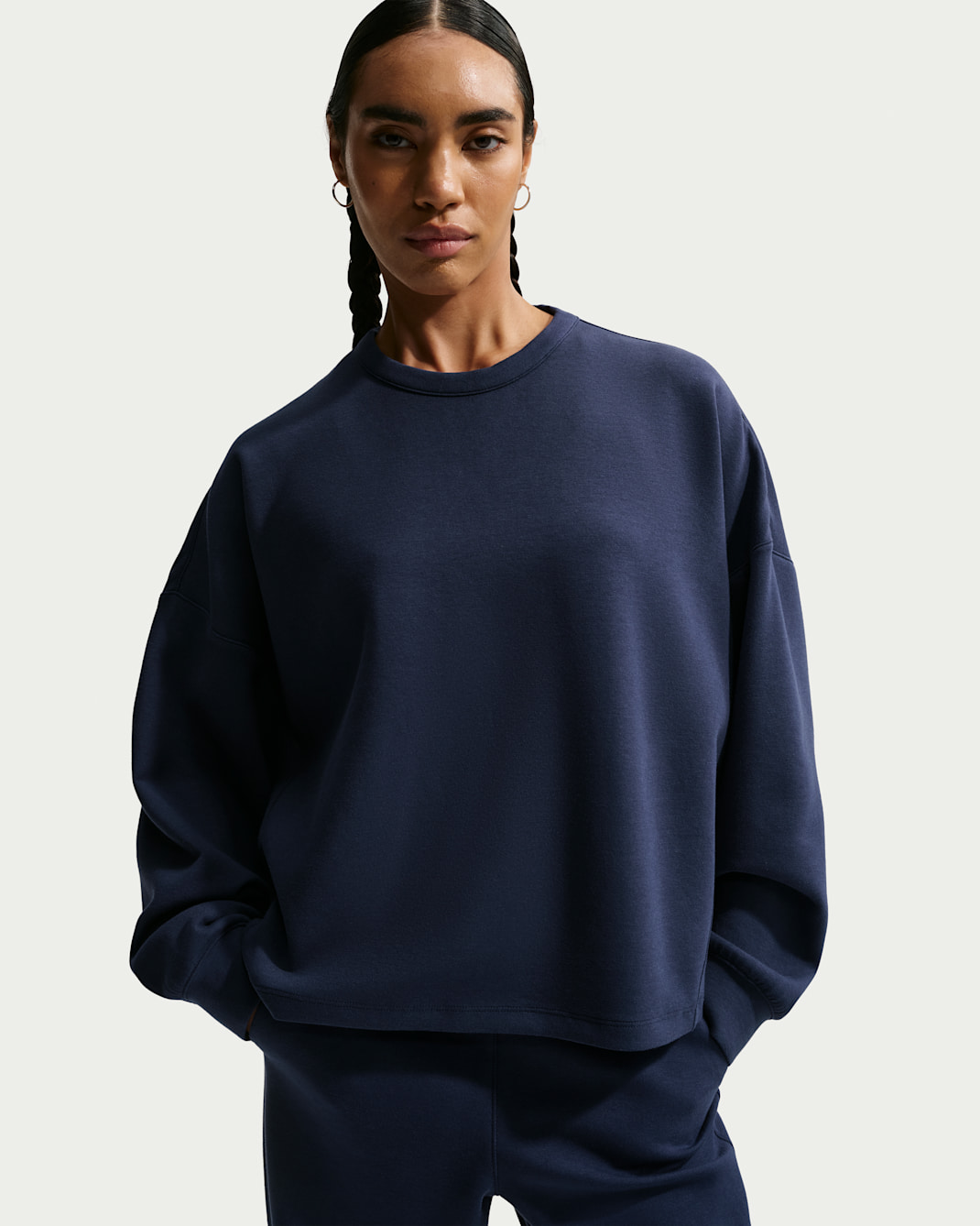 Nike 24.7 ImpossiblySoft Women's Dri-FIT Oversized Crew-Neck Top - Midnight Navy/Dark Obsidian