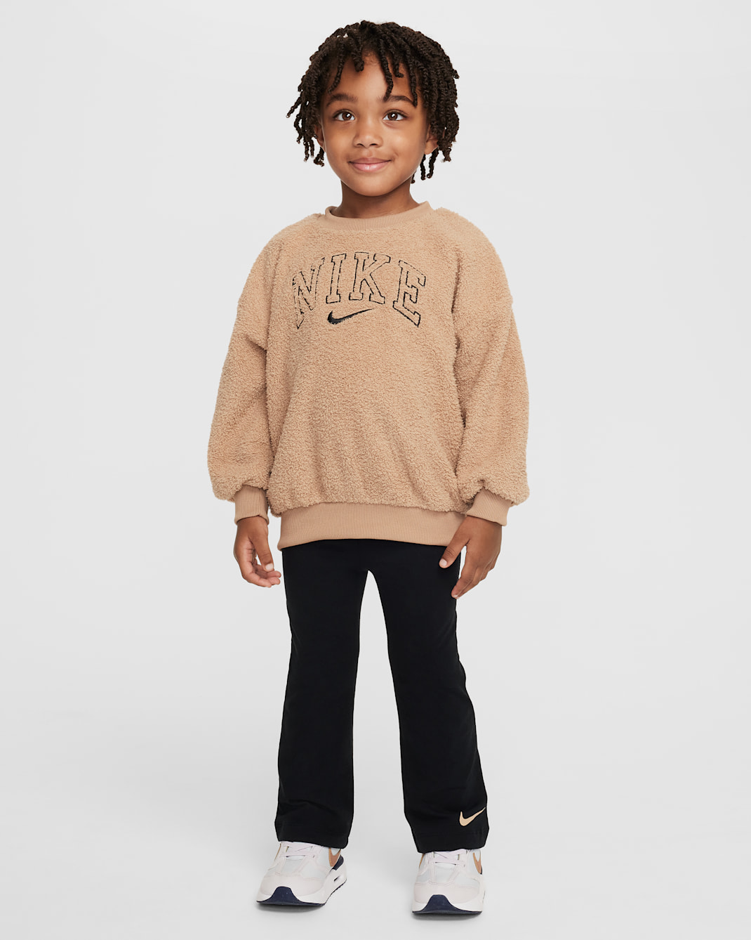 ナイキ スウッシュ スピリット ベビー クルー アンド レギンス セットアップ - ブラック