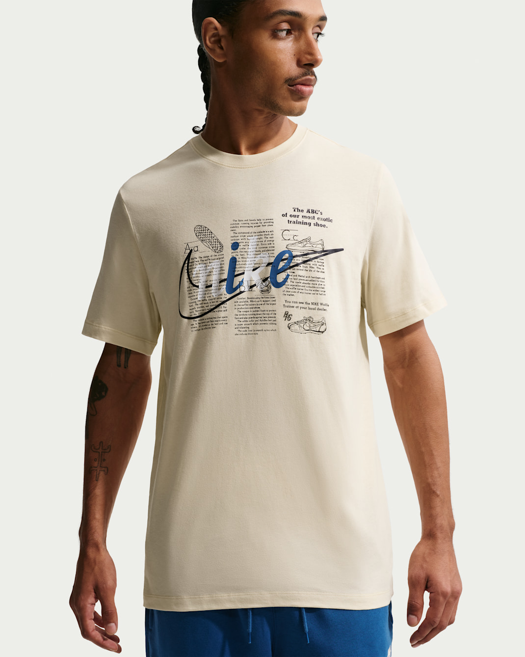 Nike Sportswear T-Shirt - Light Khaki