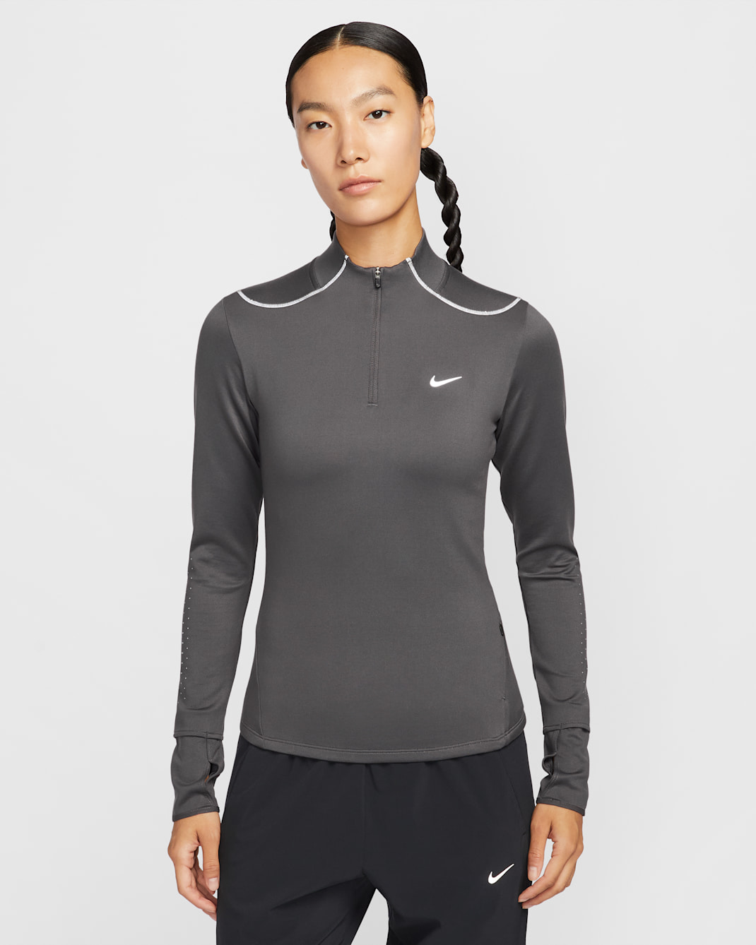 Nike Swift Women's Therma-FIT ADV 1/4-Zip Running Top with Reflective Accents - Thunder Grey/Black