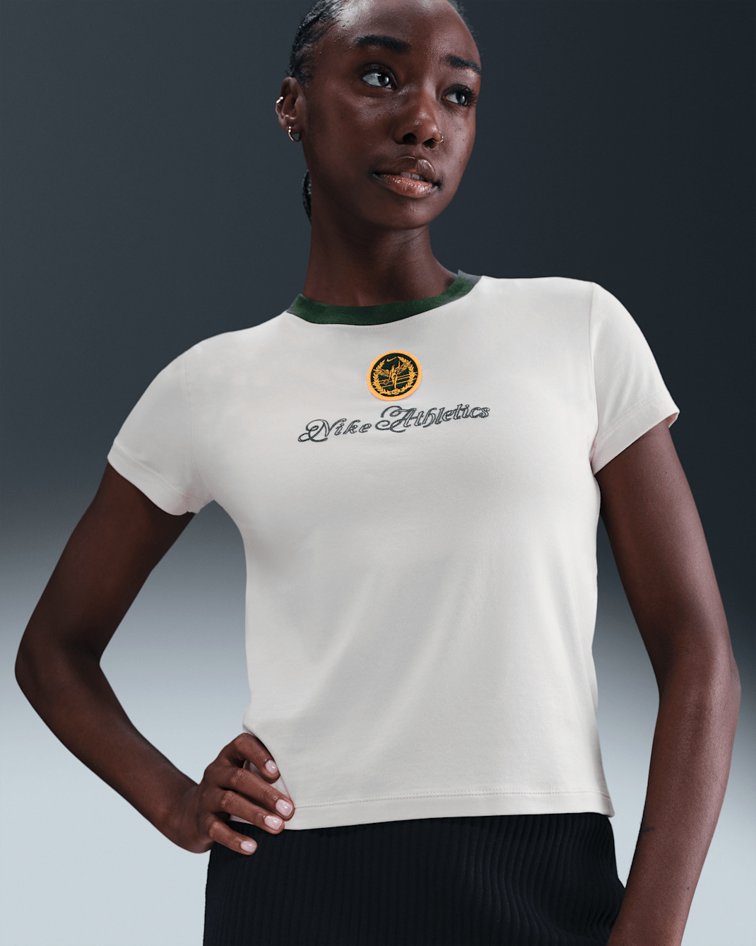 Nike Sportswear Chill Knit Women's Slim Cropped Graphic T-Shirt - Light Orewood Brown/Fir/Fir