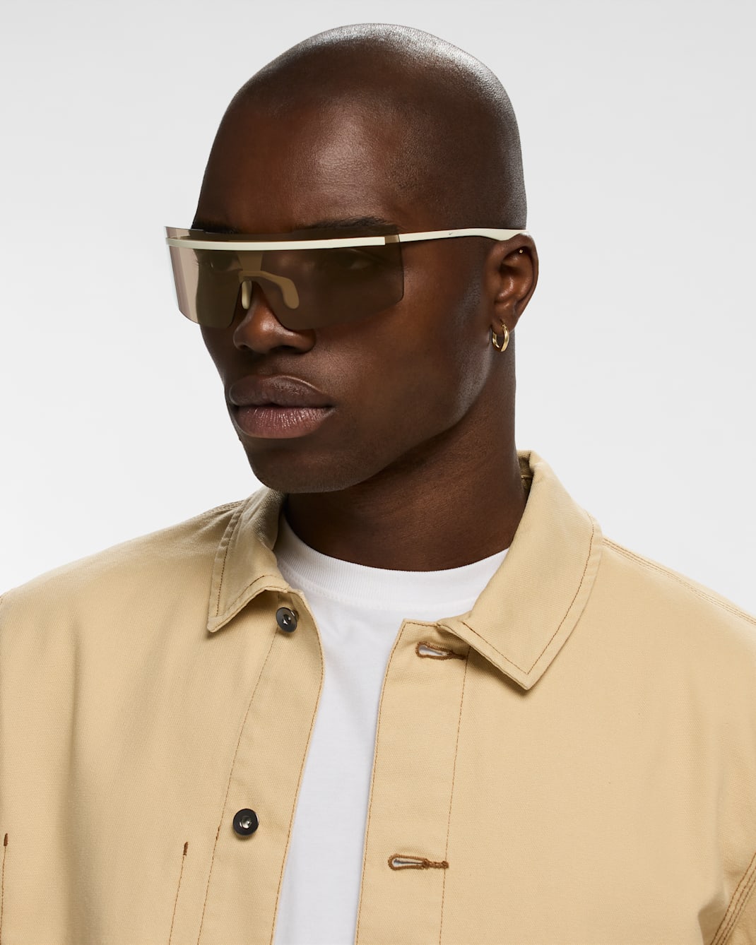 Lunettes de soleil effet miroir Nike Echo Shield - Coconut Milk/Gold/Flash/Ashen Slate