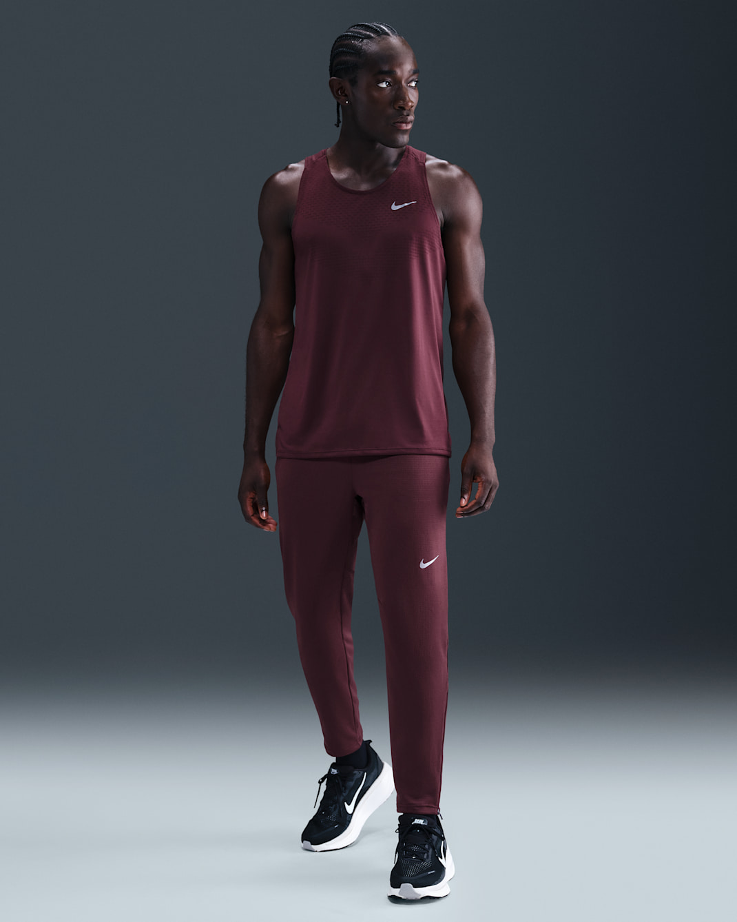 Pants de correr de tejido Knit Dri-FIT para hombre Nike Stride - Burdeos enérgico