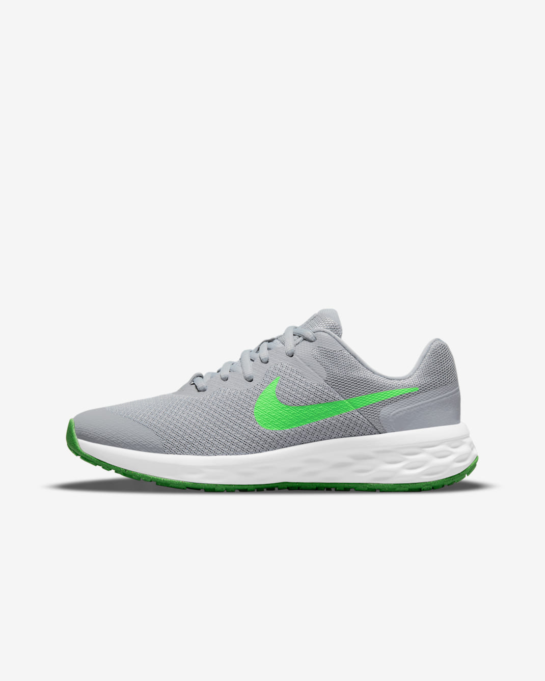 Nike Revolution 6 Older Kids' Road Running Shoes - Light Smoke Grey/Dark Smoke Grey/Chrome/Green Strike