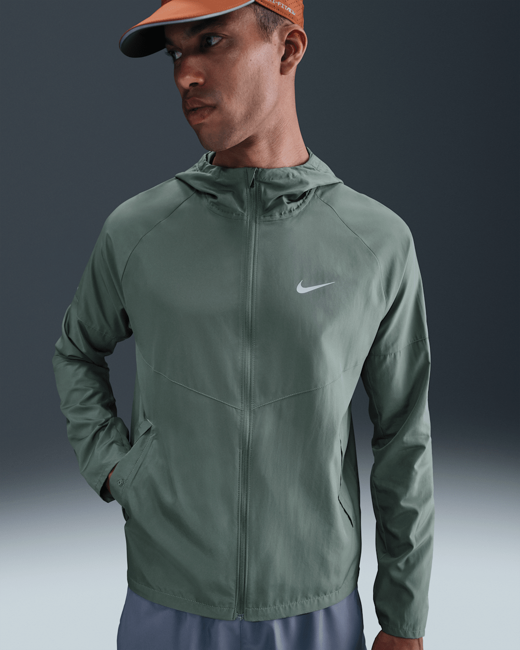 Nike Miler Men's Repel Running Jacket - Clay Green/Clay Green