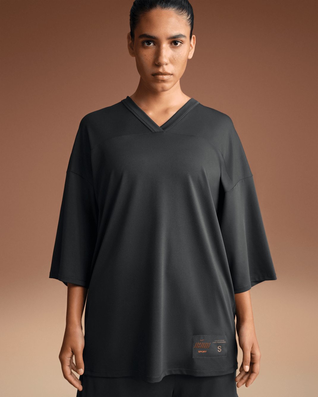 NikeSKIMS Airy Women's Oversized V-Neck T-Shirt - NSKM OBSIDIAN