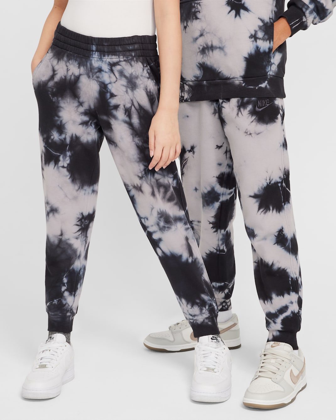 Joggers para niños talla grande Nike Sportswear Club Fleece - Gris humo claro/Negro/Negro