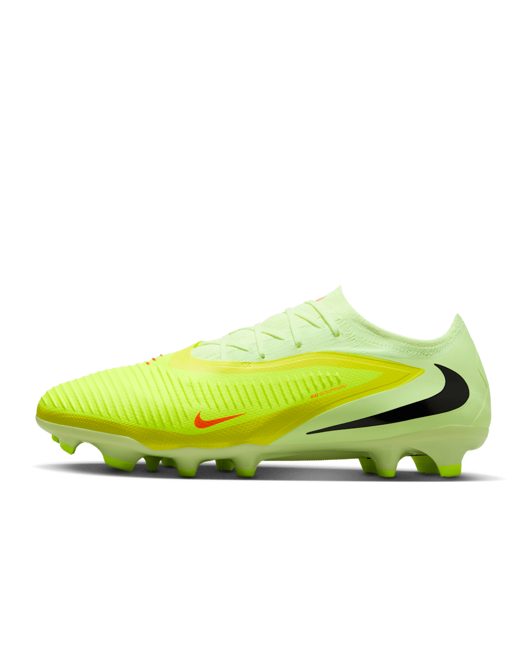 Tacos de fútbol para terreno firme Nike Phantom 6 Low Pro - Hipercarmesí/Luz de calcio/Negro