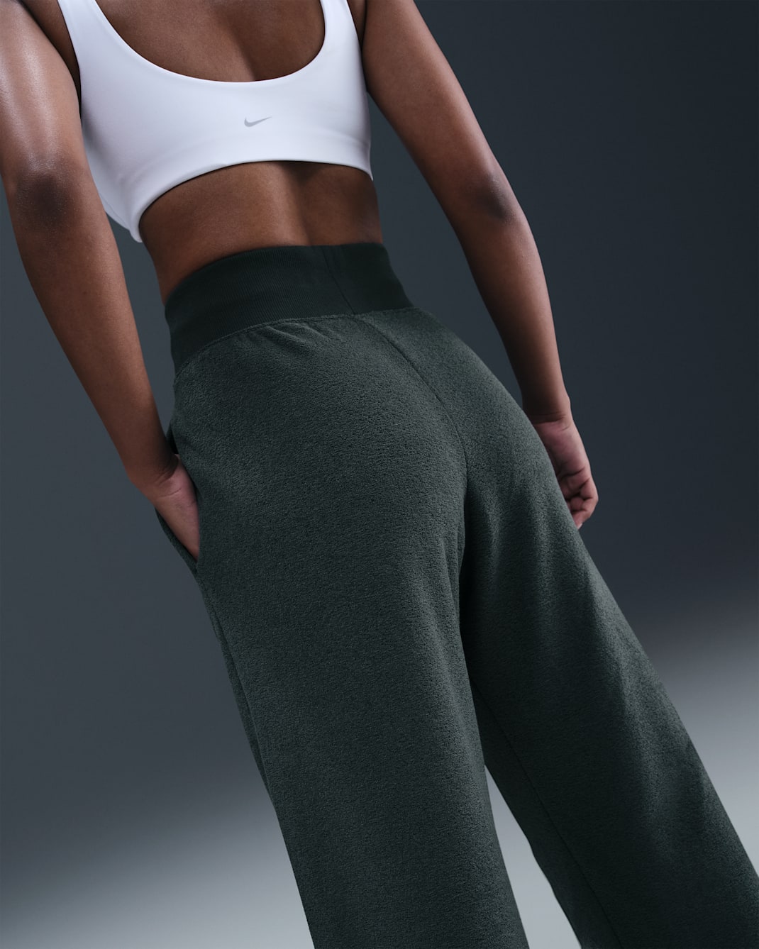 Nike Sportswear Phoenix Plush Women's High-Waisted Wide-Leg Cozy Fleece Pants