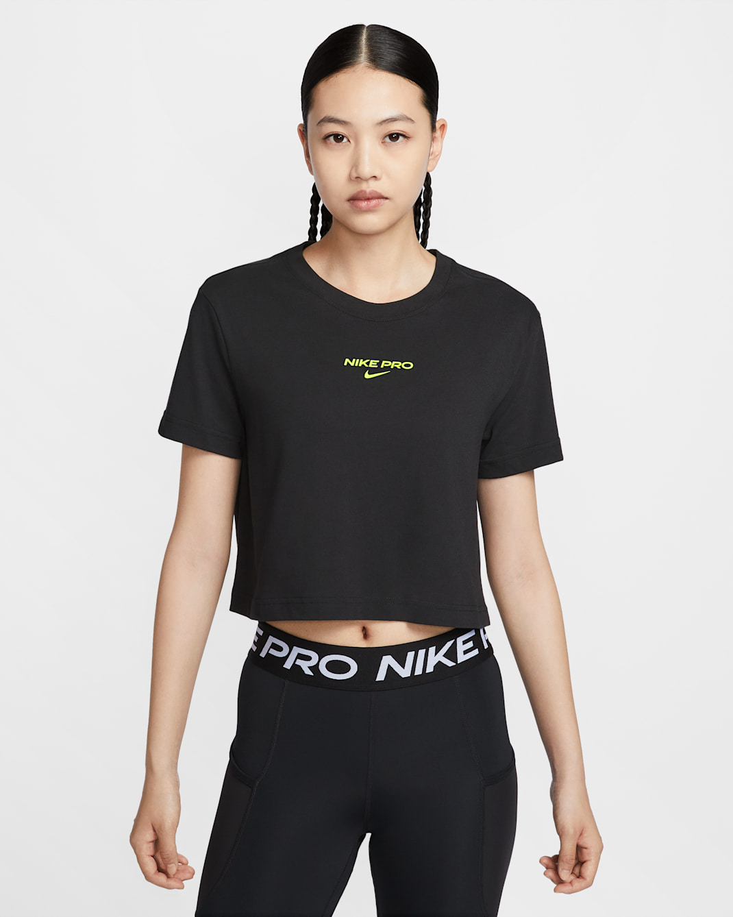 ナイキ プロ ウィメンズ Dri-FIT ショートスリーブ クロップド Tシャツ - ブラック