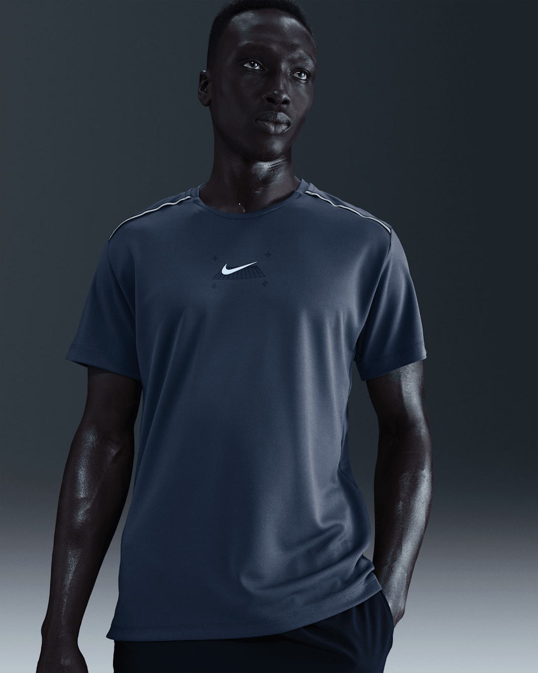 Nike Miler Men's Short-Sleeve Running Top - Thunder Blue