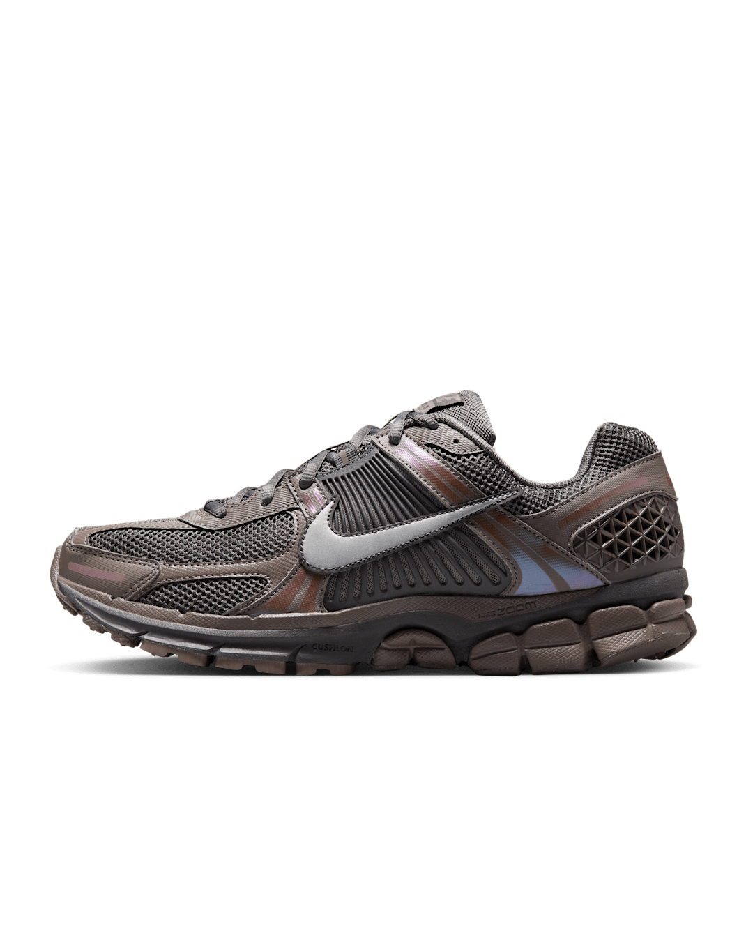 ナイキ ズーム ボメロ 5 メンズシューズ - ケイブストーン/マルチカラー/ミディアムアッシュ/メタリックシルバー