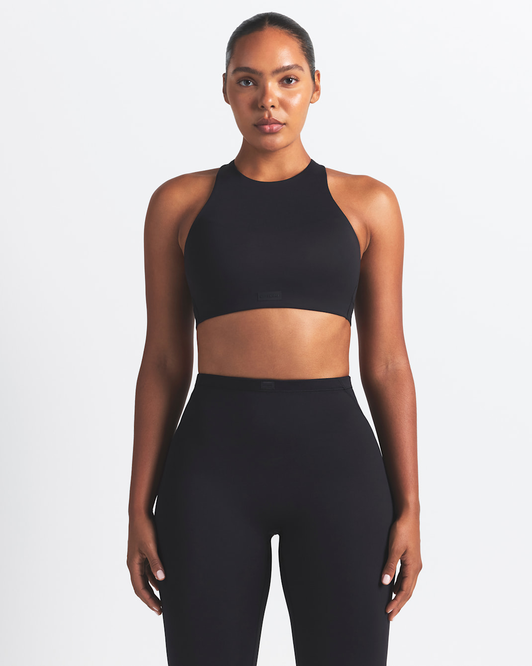 NikeSKIMS Matte Women's High-Neck Bra - NSKM OBSIDIAN