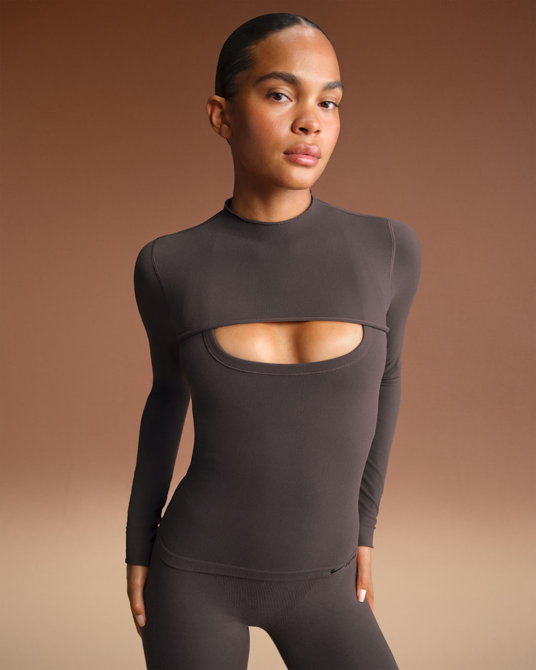 NikeSKIMS Vintage Seamless Women's Long-Sleeve Shrug - NSKM PHOENIX