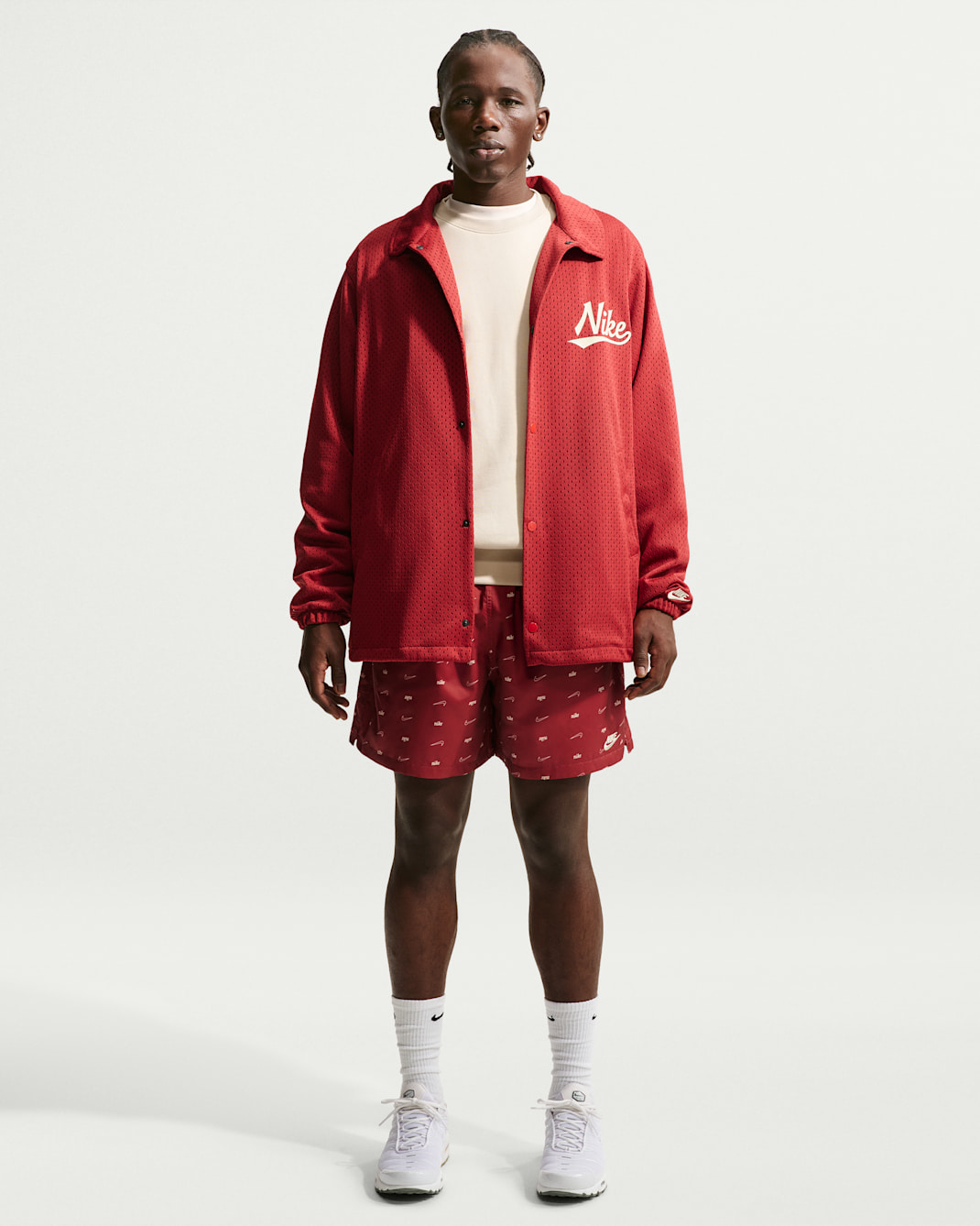 Nike Sportswear Club Men's Woven Flow Shorts - Team Crimson/Light Khaki