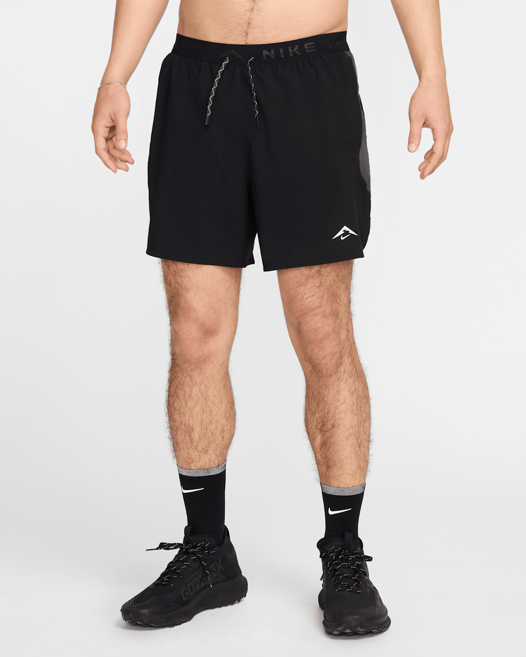 ナイキ トレイル メンズ Dri-FIT 15cm ランニングショートパンツ (インナー付き) - ブラック/アンスラサイト/アンスラサイト/サミットホワイト