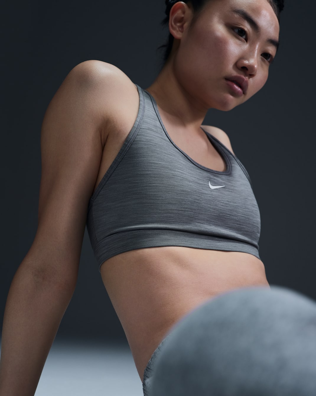 Nike Swoosh Light Support Women's Non-Padded Sports Bra - Smoke Grey/Pure/White