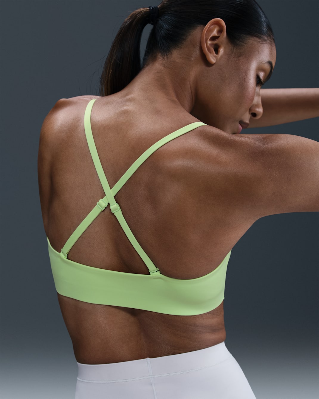 Nike Form Women's Light-Support Non-Padded Triangle Sports Bra