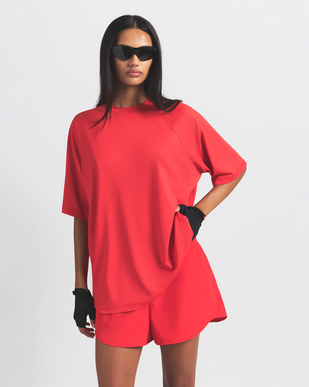 Playera oversized para mujer NikeSKIMS Airy - NSKM RUBY