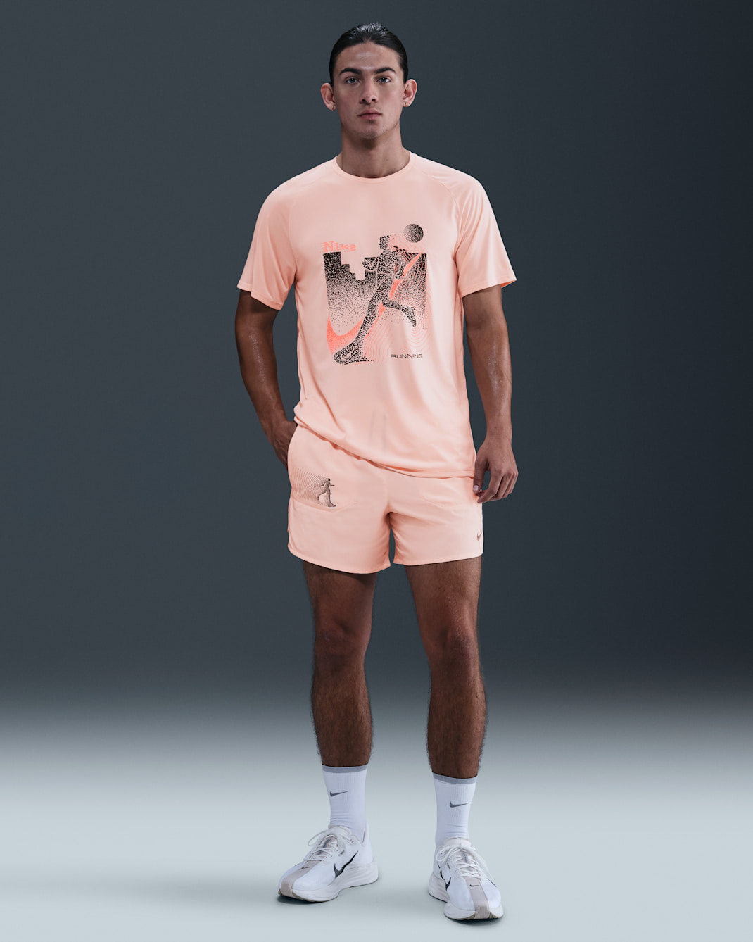 Nike Stride Men's Dri-FIT 13cm (approx.) Brief-Lined Running Shorts - Washed Coral