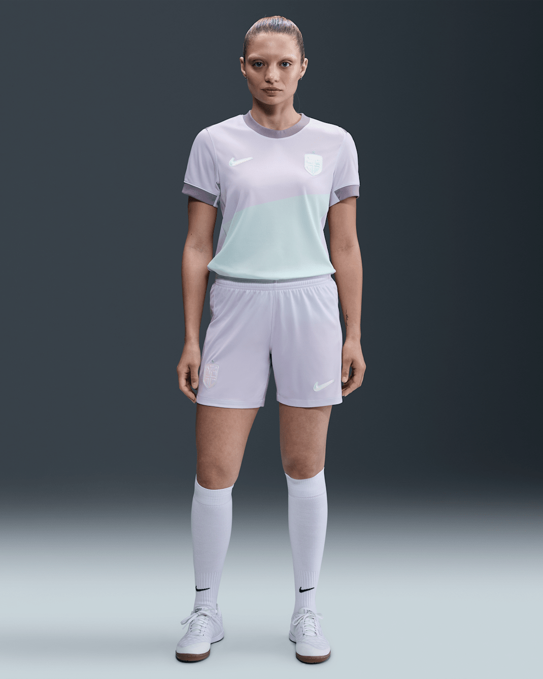 Noorwegen 2025/26 Stadium Uit Nike Dri-FIT replicavoetbalshorts voor dames - Amethyst Tint/Wit