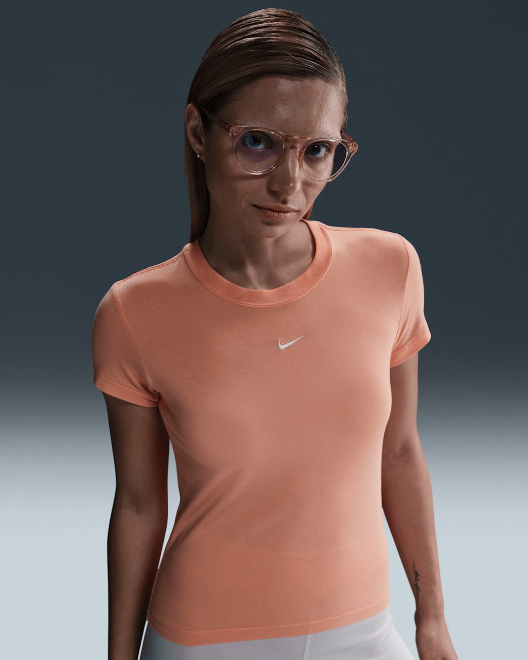 나이키 스포츠웨어 칠 니트 여성 티셔츠 - 애프리캇 아게이트/세일