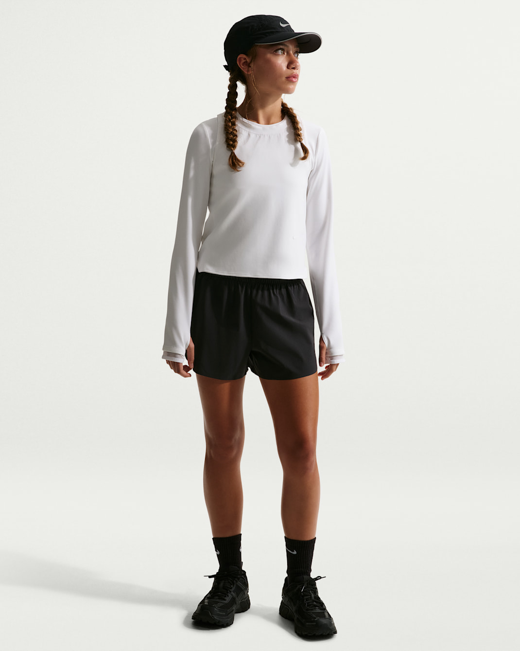 Nike MAVN Girls' Dri-FIT 7.5cm (approx.) Mid-Rise Repel Running Shorts - Black/Black/Black