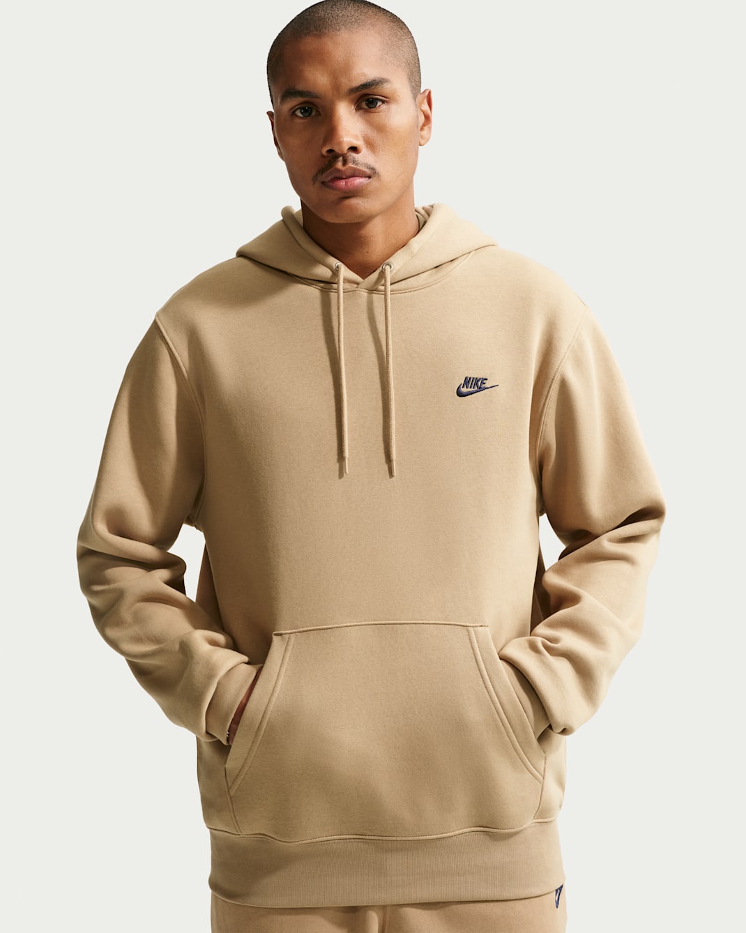 Sweat à capuche en Fleece Nike Club pour homme - Parachute Beige/Parachute Beige/Obsidian