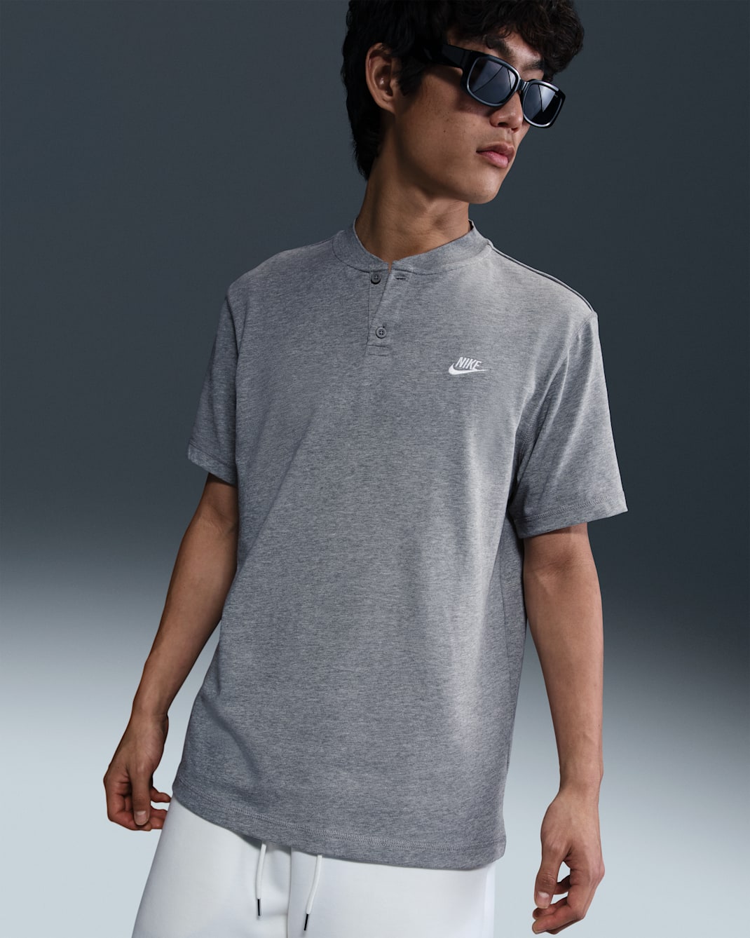 Nike Club Men's Short-Sleeve Henley - Dark Grey Heather/Light Smoke Grey/White