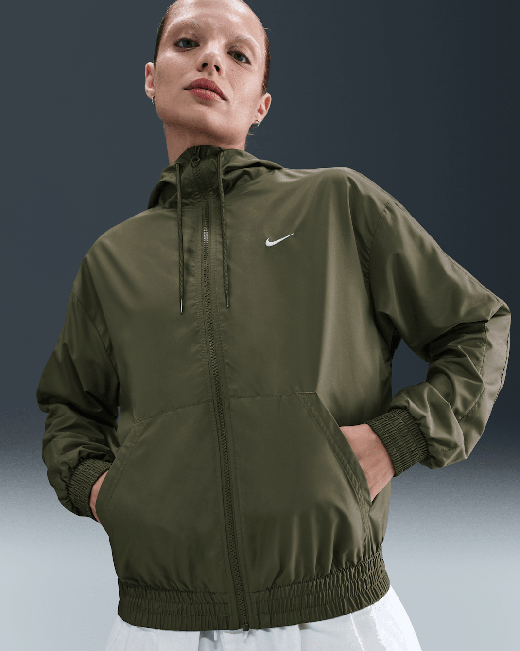 Nike Sportswear Classic Wovens Women's Loose UV Hooded Jacket - Medium Olive/Sail