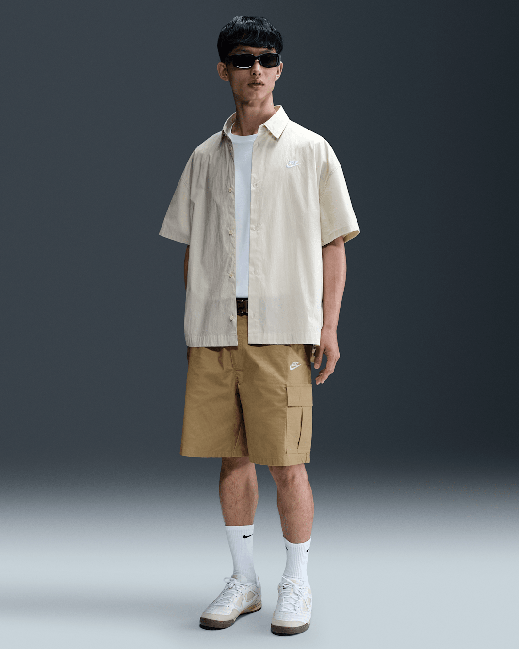 Nike Club Pantalons curts cargo de teixit Woven - Home - Parachute Beige/Blanc