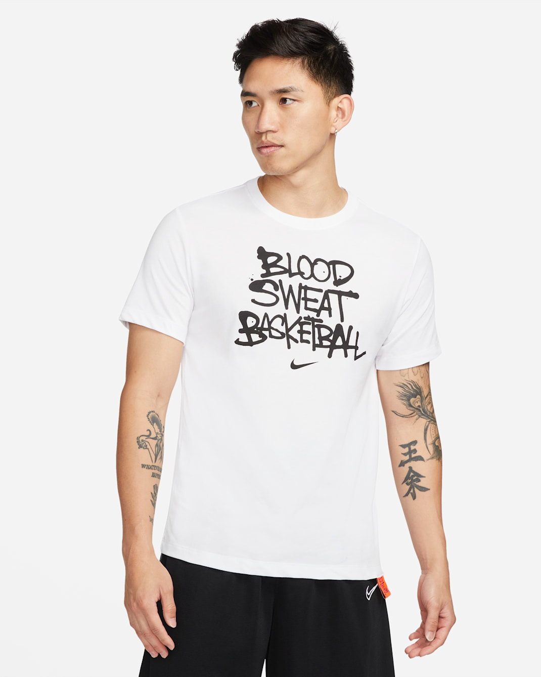 เสื้อยืดบาสเก็ตบอลผู้ชาย Nike Dri-FIT “Blood, Sweat, Basketball” - ขาว