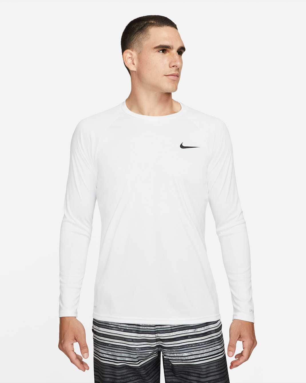 Playera de manga larga Dri-FIT con protección contra los rayos UV para hombre Nike Swim Hydroguard Essential - Blanco