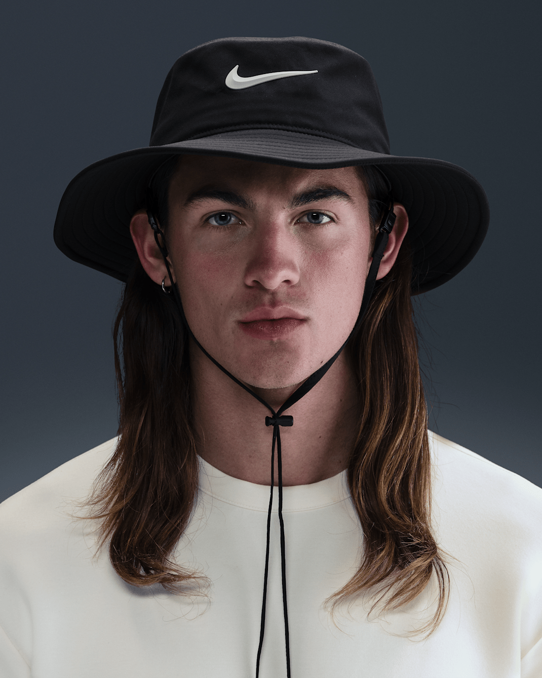 Nike Apex Dri-FIT Bucket Hat - Black/Light Smoke Grey