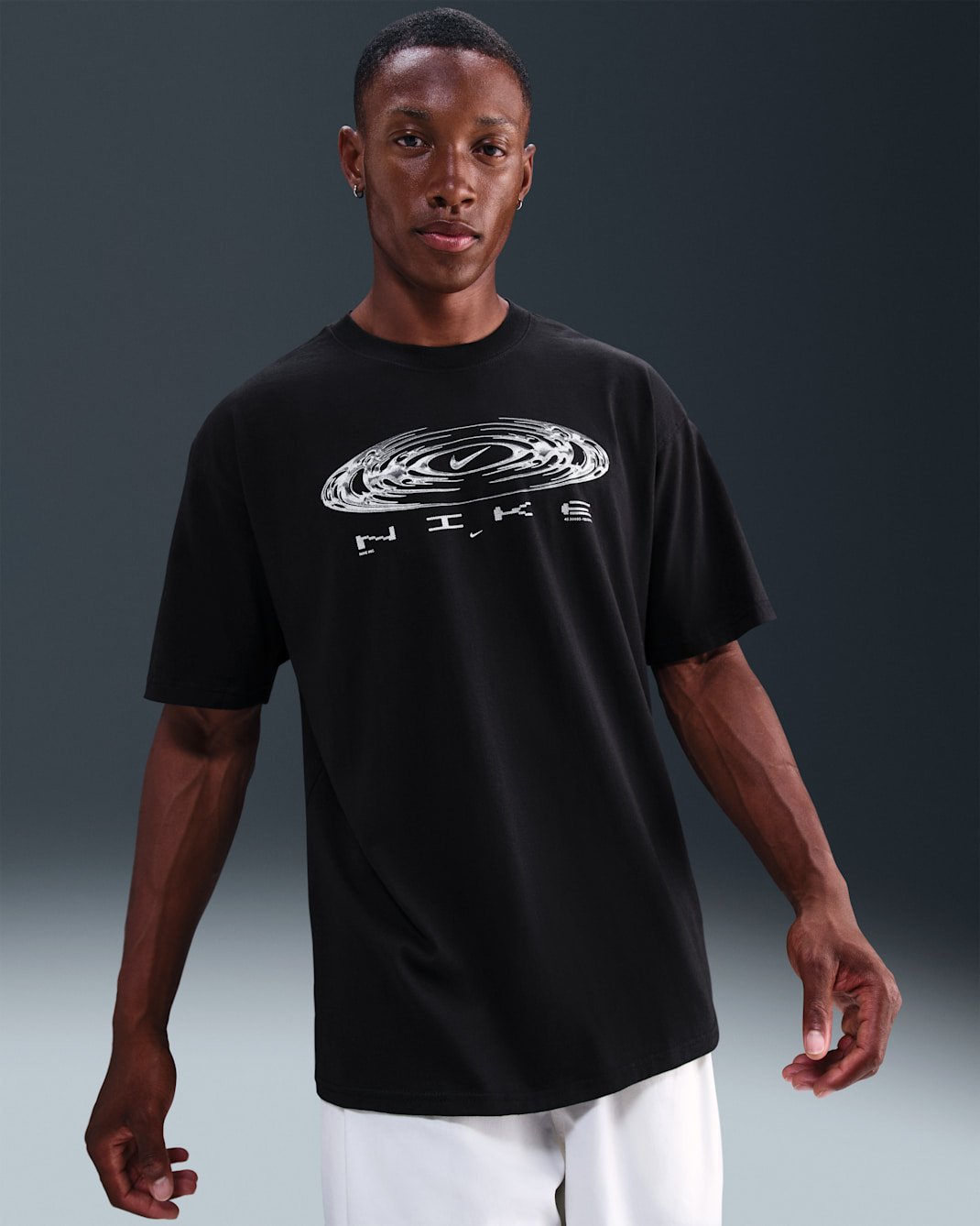 Nike Sportswear Men's Max90 T-Shirt - Black