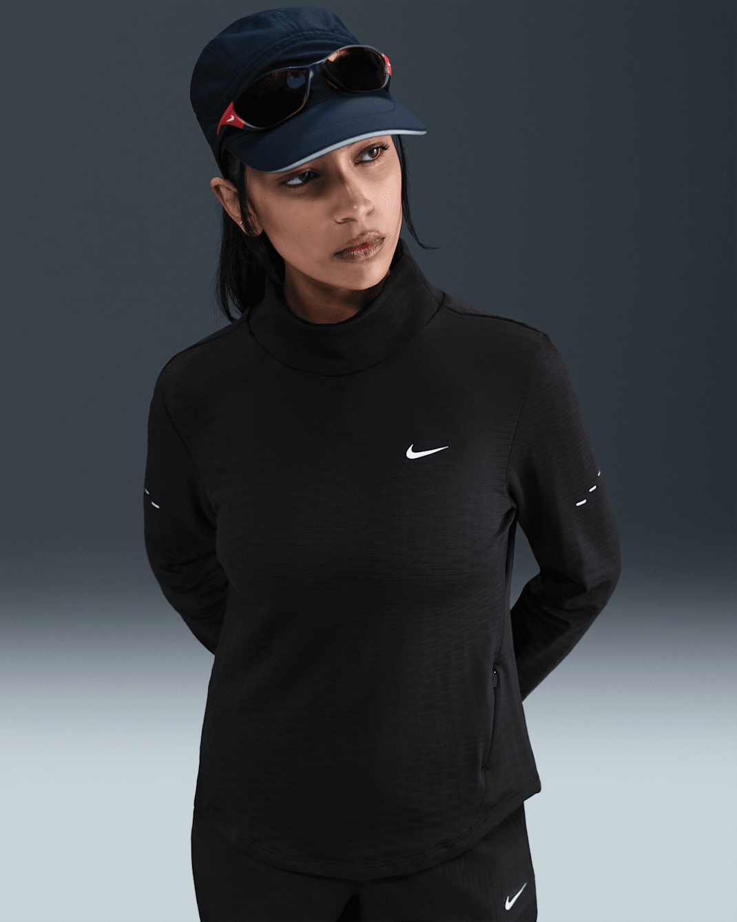 Nike Swift Women's Therma-FIT Turtle-Neck Running Top - Black