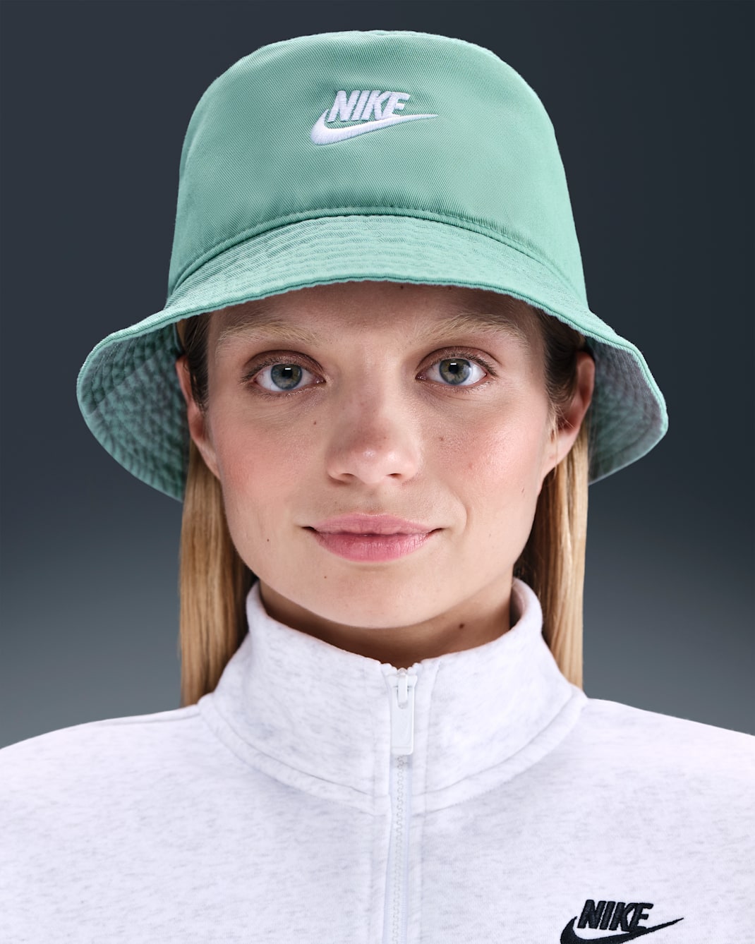 Nike Apex Futura Washed Bucket Hat - Cannon/White