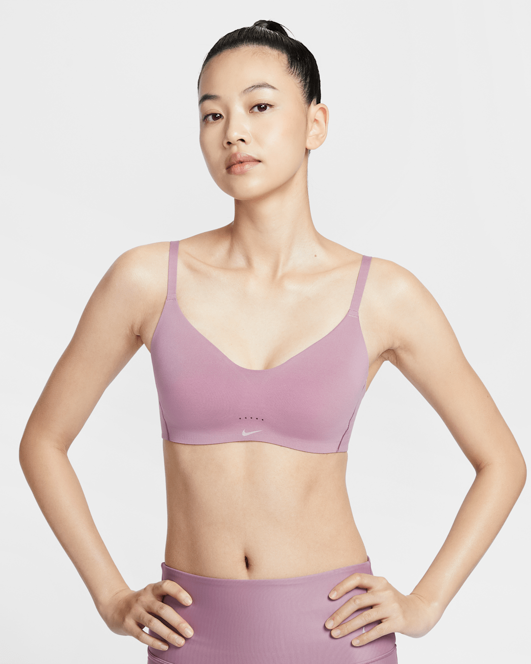 Nike Alate Minimalist Women's Light-Support Padded Convertible Sports Bra - Plum Dust/White
