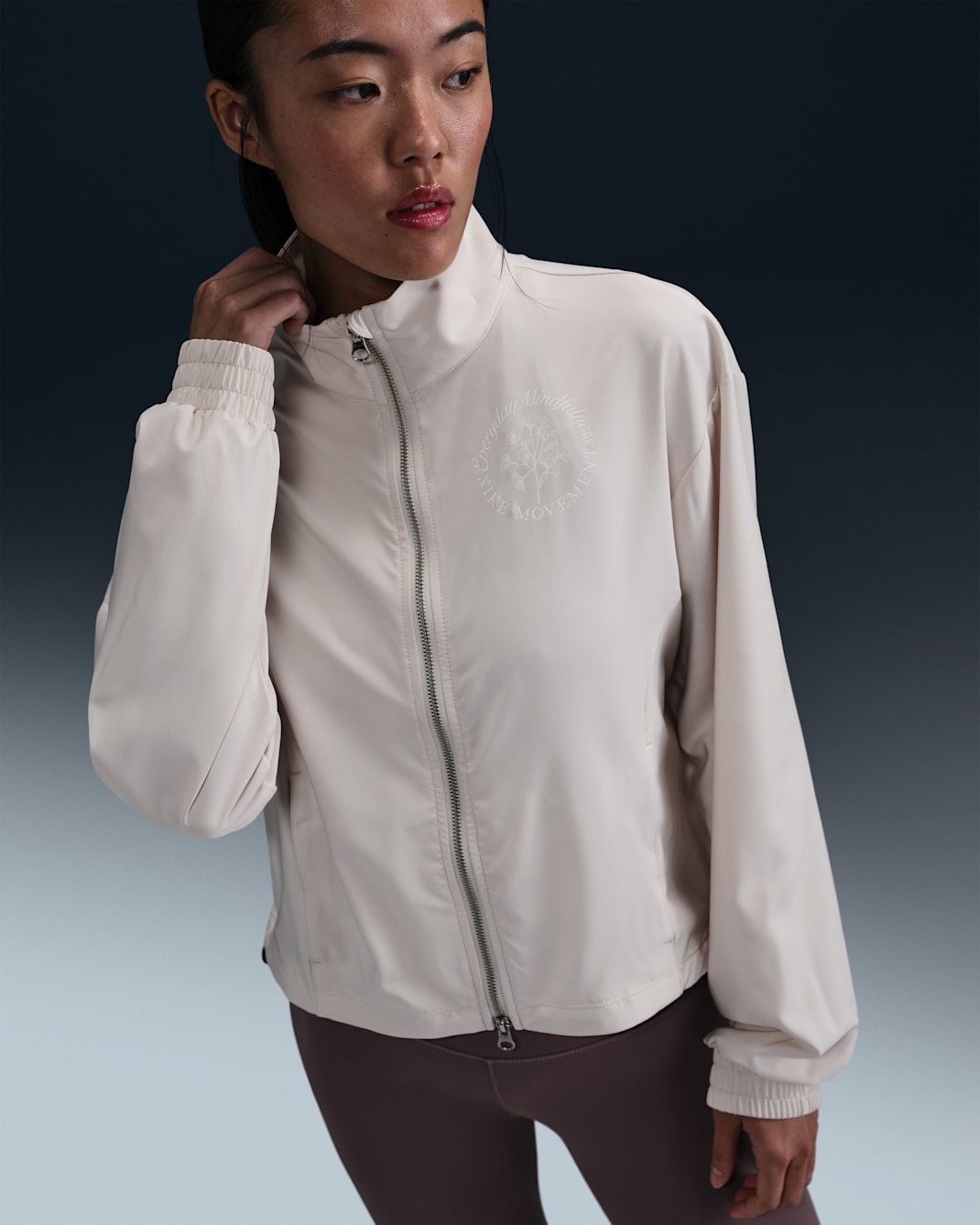 Nike One Relaxed Women's Dri-FIT Jacket - Light Orewood Brown/Sail