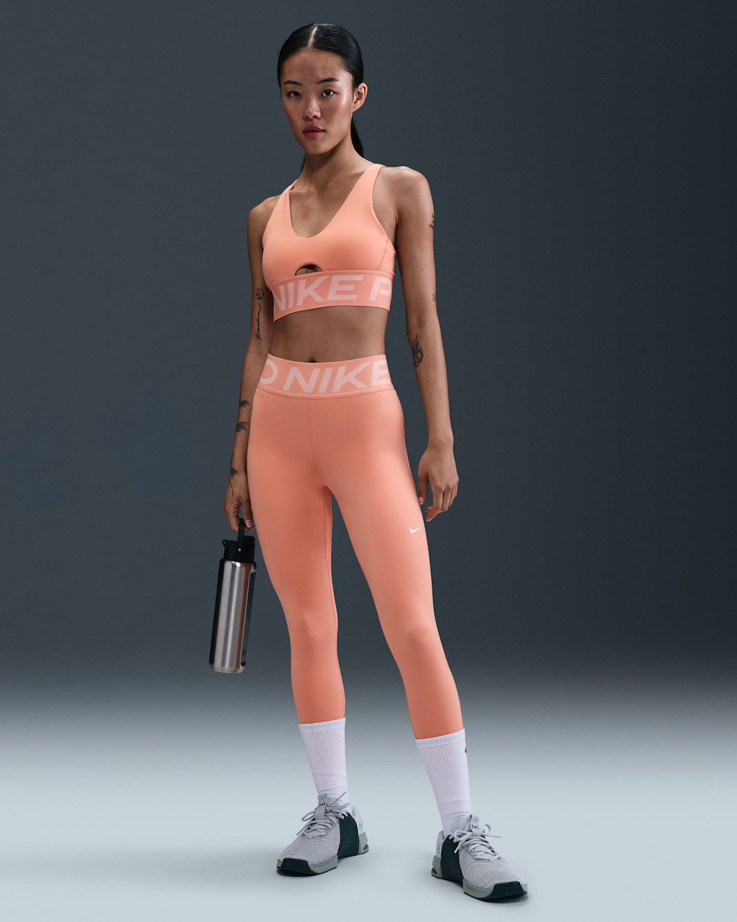 나이키 프로 스컬프트 여성 하이웨이스트 풀 렝스 레깅스 - 애프리캇 아게이트/화이트