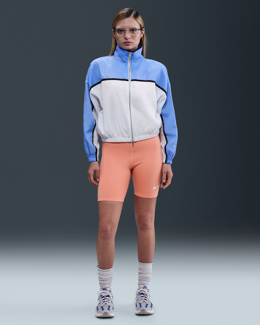 Nike Sportswear Classic Women's High-Waisted 8" Biker Shorts - Apricot Agate/Sail