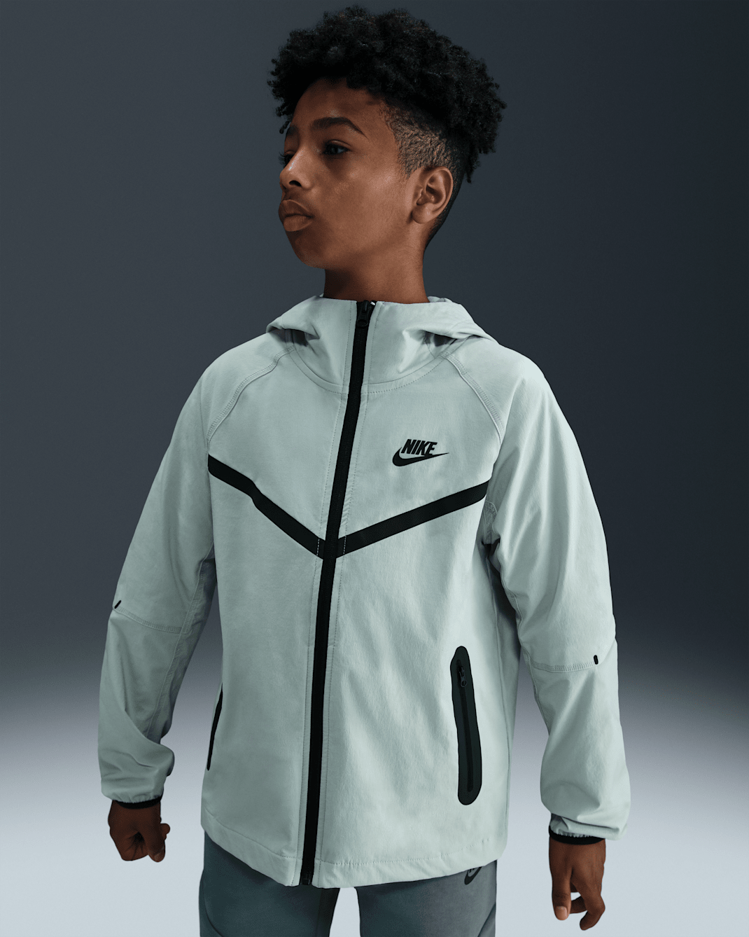 Nike Tech Older Kids' (Boys') Woven Jacket - Light Silver/Light Silver/Black