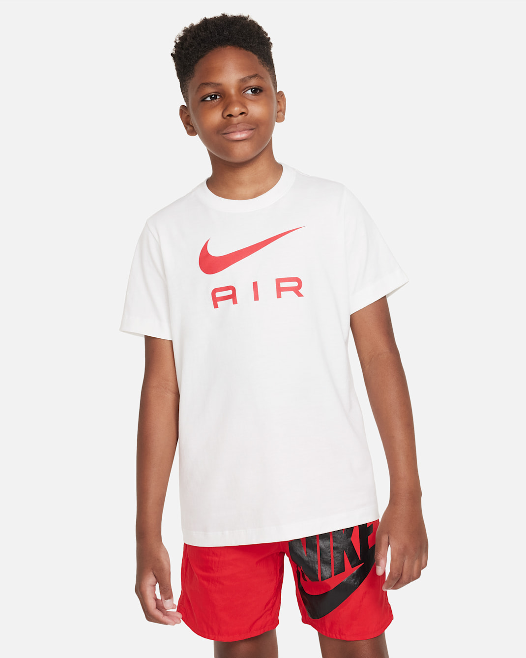 Nike Sportswear Older Kids' (Boys') T-Shirt - White/Black
