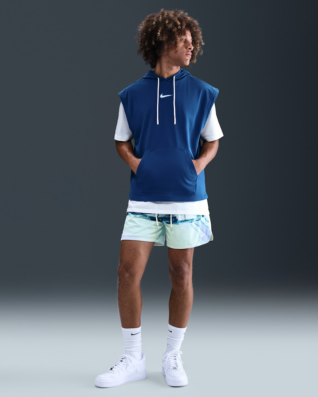 Shorts de básquetbol Nike de malla Dri-FIT de 13 cm para hombre - Cactus empolvado/Marfil pálido